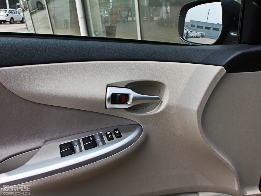 2012_ 1.6L GL ATb