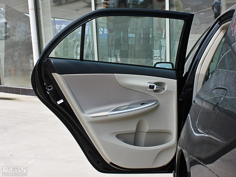 2012_ 1.6L GL ATb