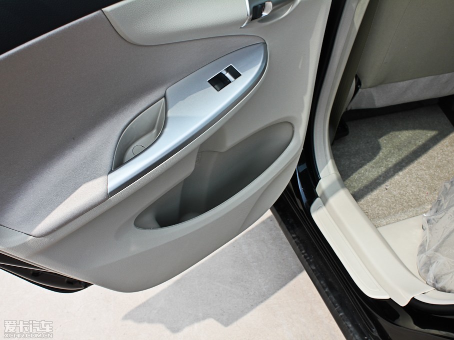 2012_ 1.6L GL ATb