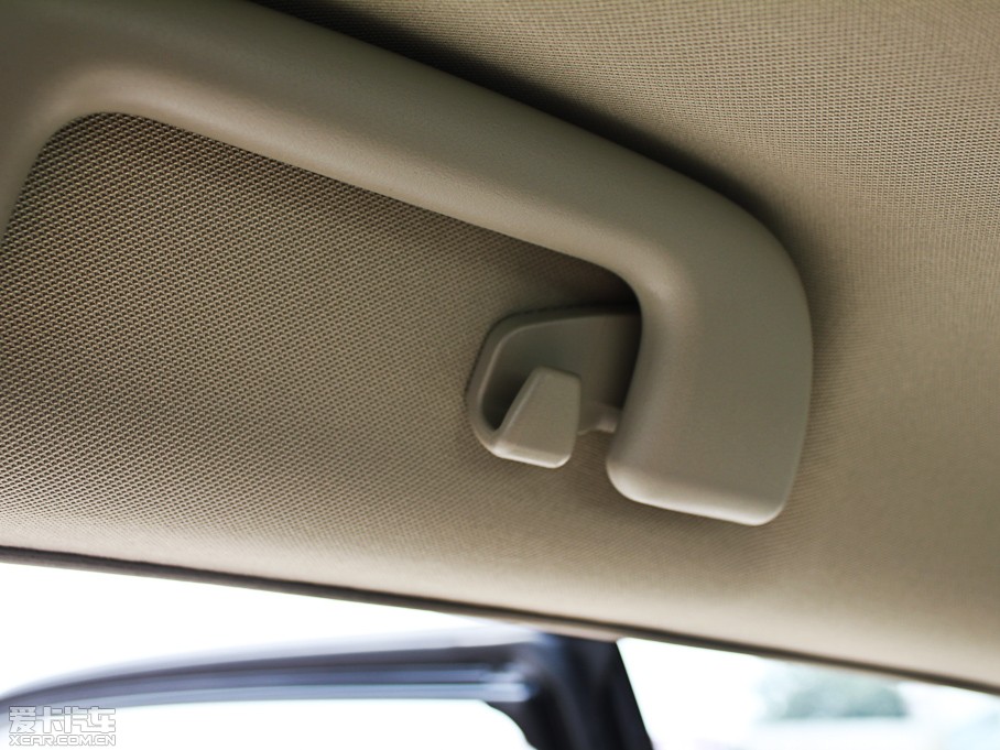 2012_ 1.6L GL ATb