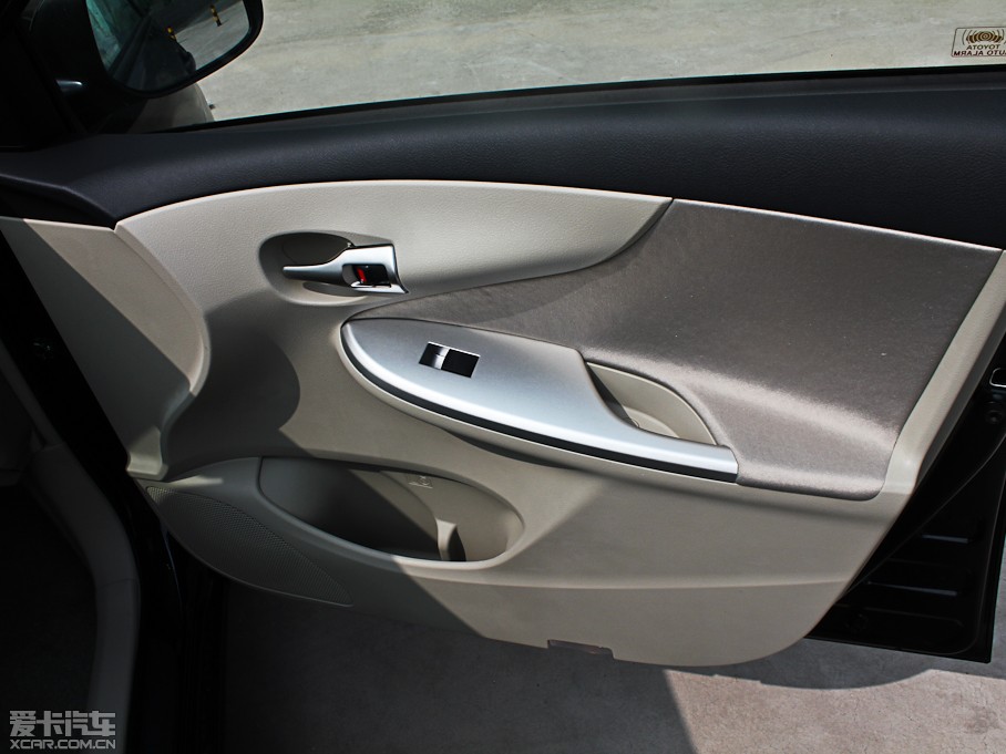 2012_ 1.6L GL ATb