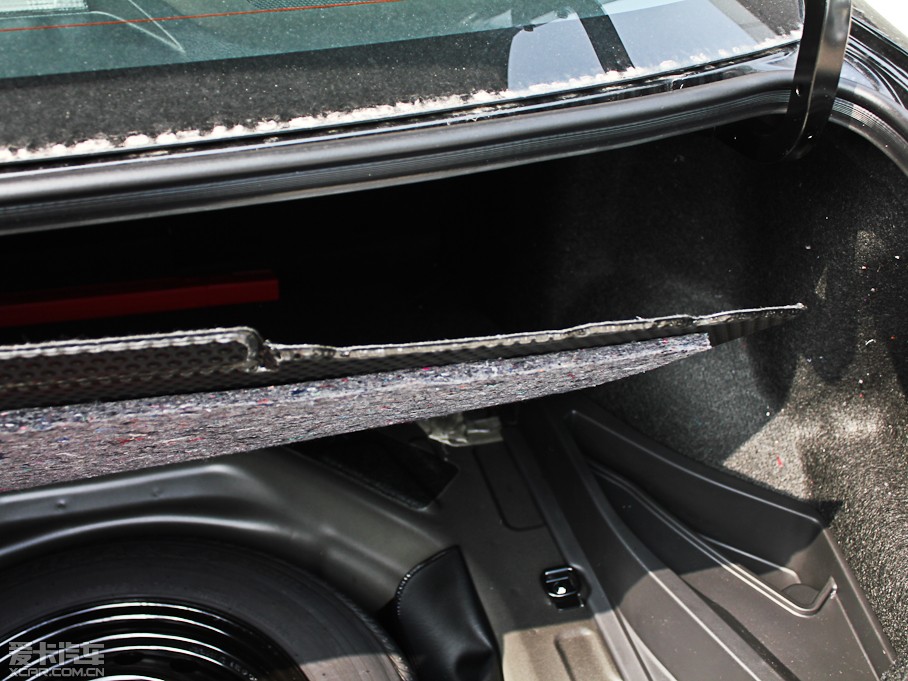 2012_ 1.6L GL ATb