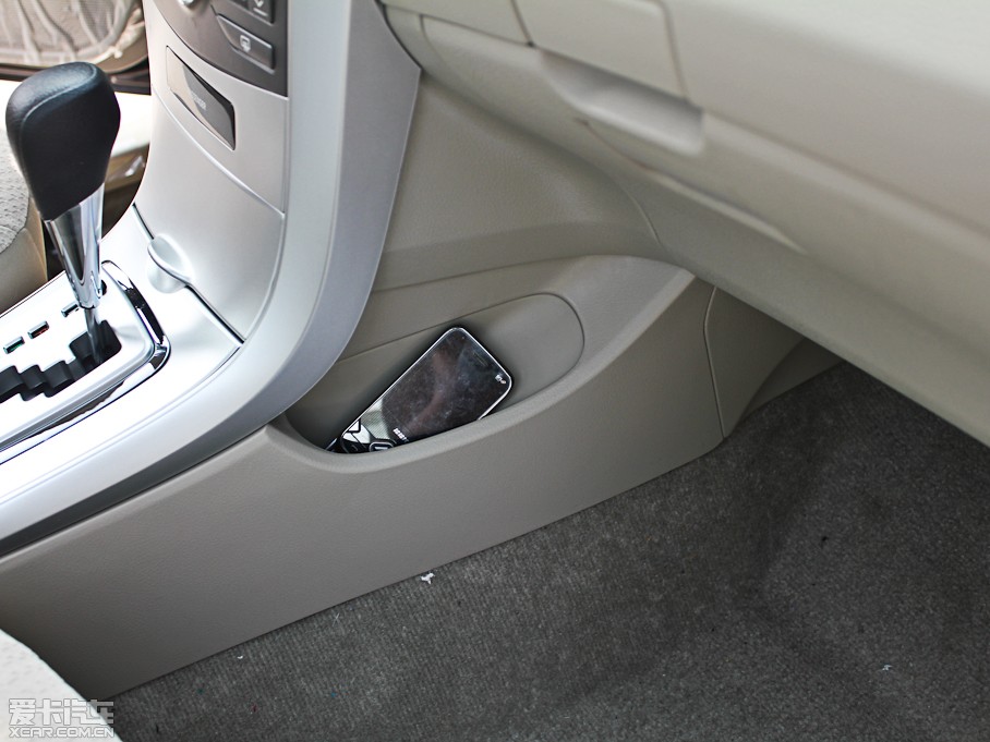 2012_ 1.6L GL ATb