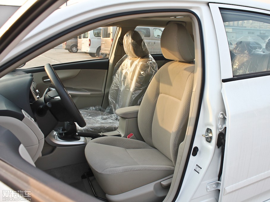 2012��_�� 1.6L GL MT���b��