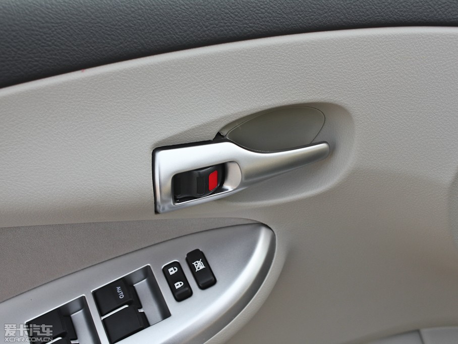 2012_ 1.6L GL MTb