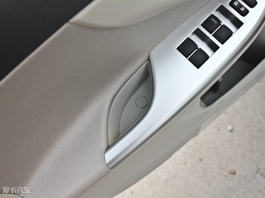 2012_ 1.6L GL MTb