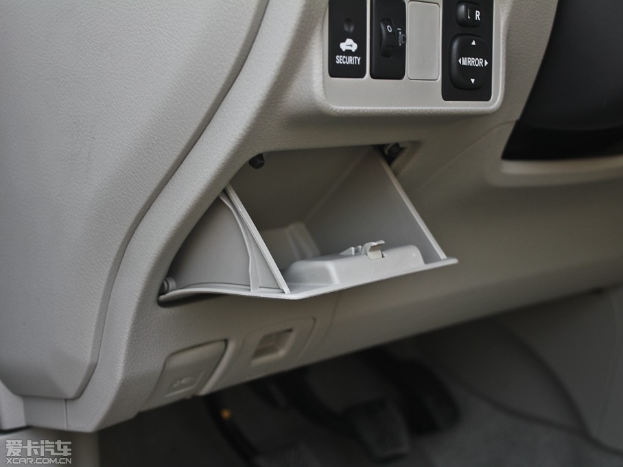 2012_ 1.6L GL MTb