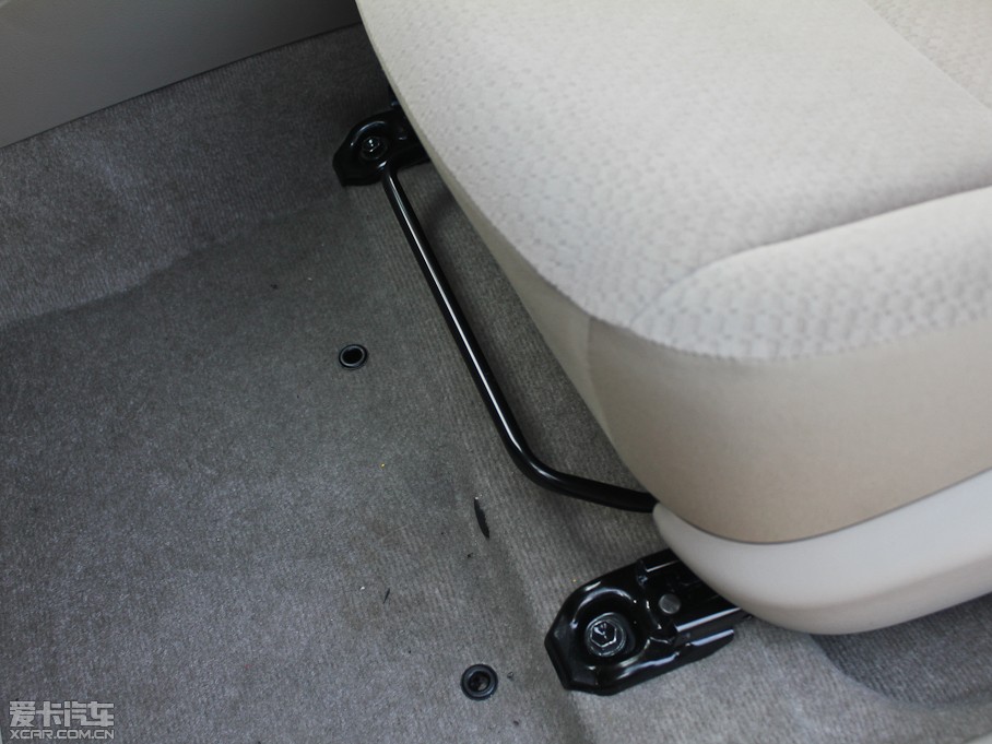 2012_ 1.6L GL MTb