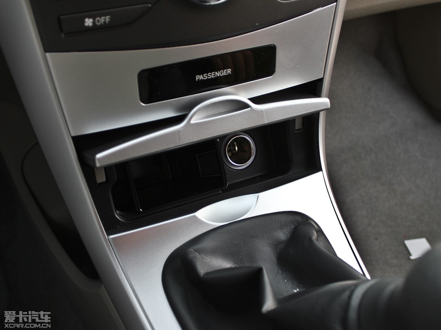 2012_ 1.6L GL MTb