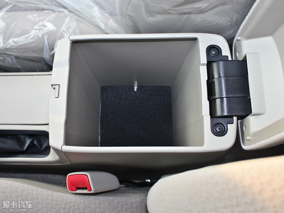 2012��_�� 1.6L GL MT���b��