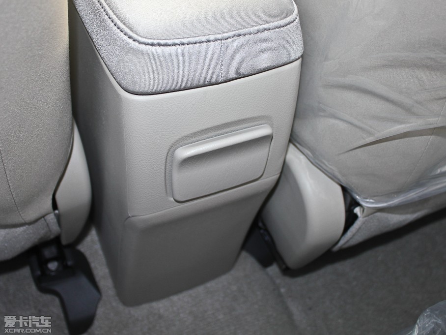 2012��_�� 1.6L GL MT���b��