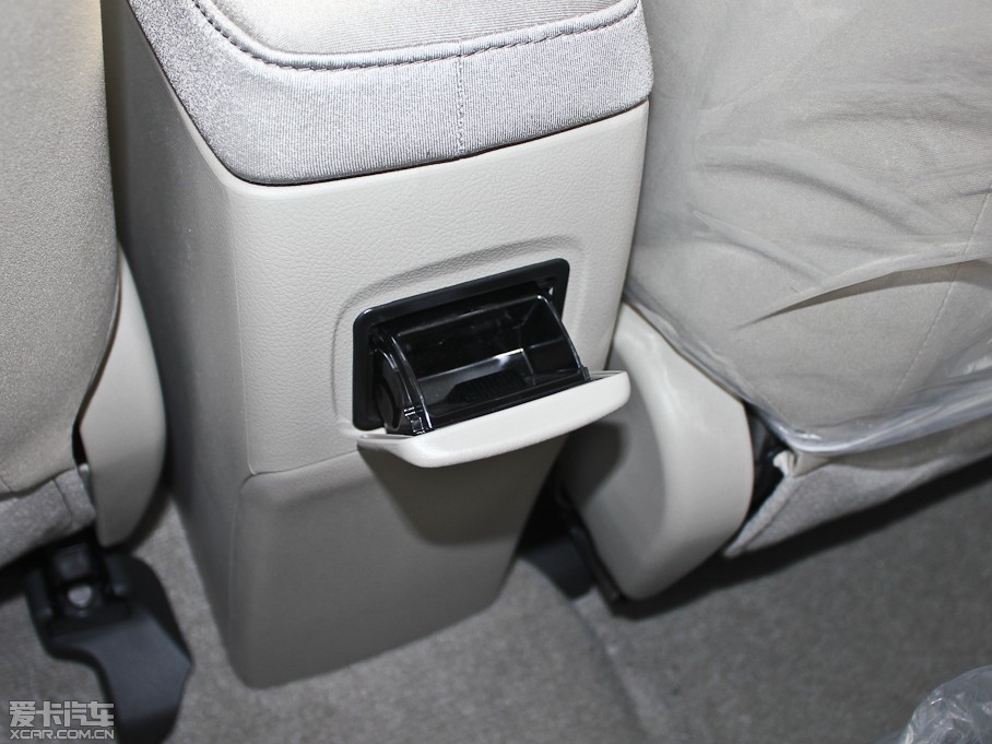 2012��_�� 1.6L GL MT���b��