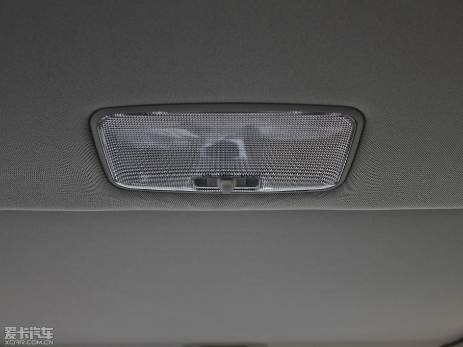 2012��_�� 1.6L GL MT���b��