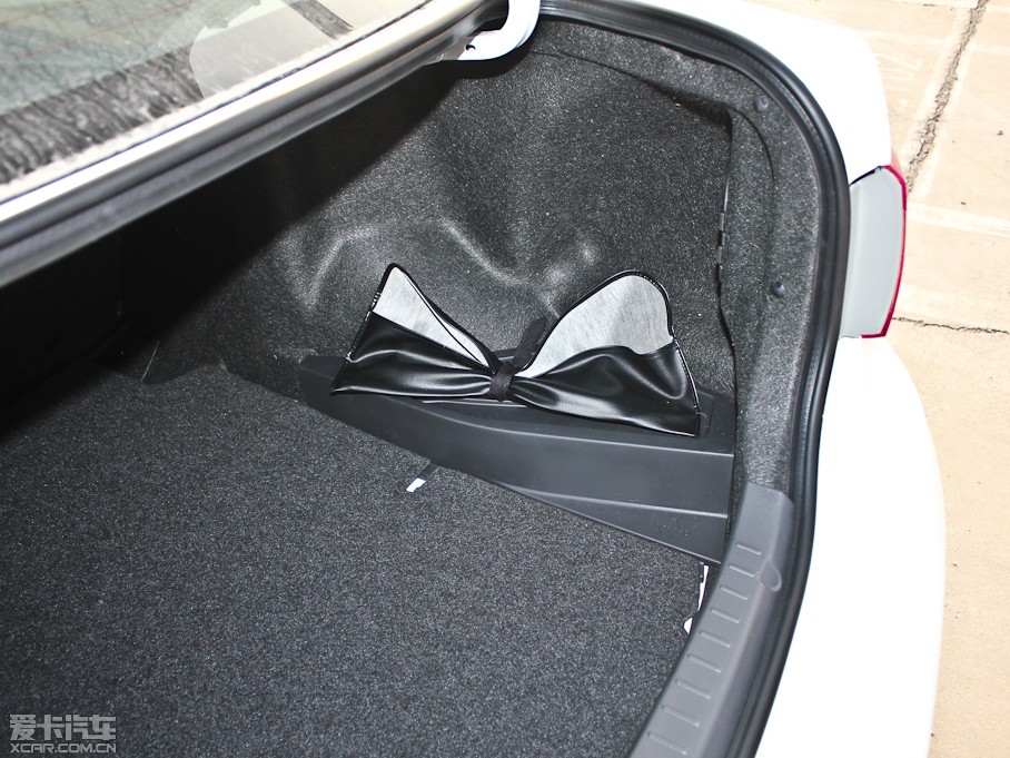 2012_ 1.6L GL MTb