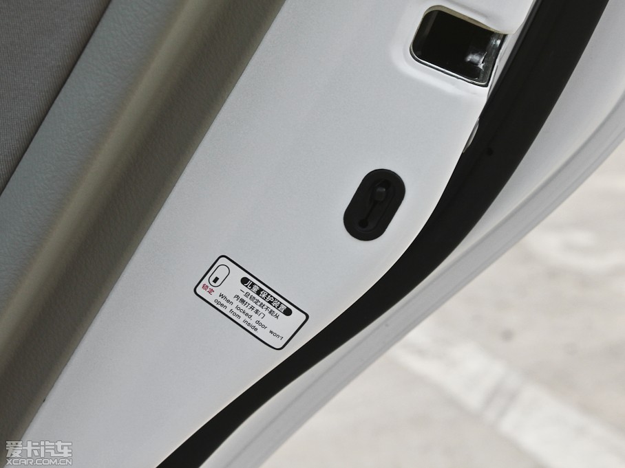 2012��_�� 1.6L GL MT���b��