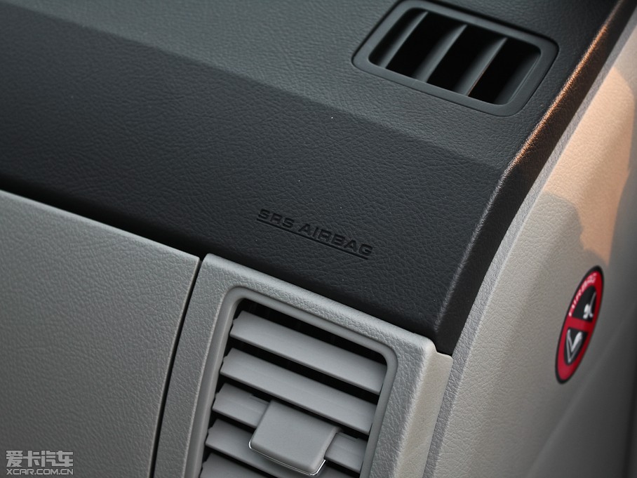 2012��_�� 1.6L GL MT���b��