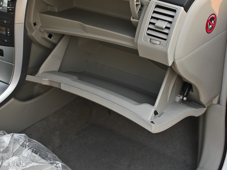 2012��_�� 1.6L GL MT���b��