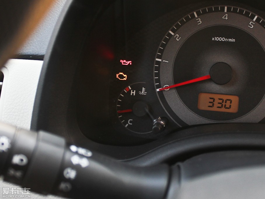 2012_ 1.6L GL MTb