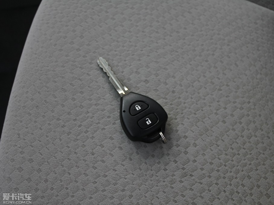 2012_ 1.6L GL MTb