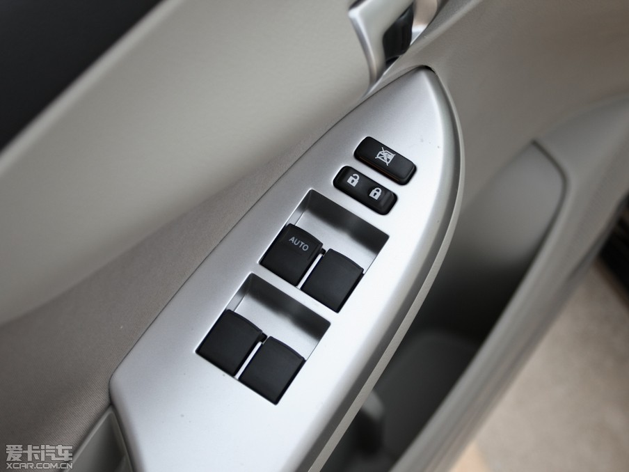 2012_ 1.8L GL-i CVTb