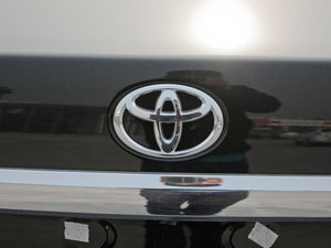 20121.8L GL-i CVTb ^