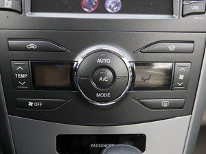 20121.8L GL-i CVTb {{