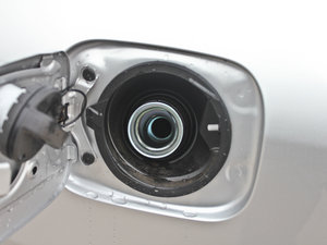 20121.8L GL-i CVTb ^