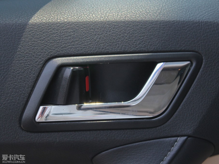 2010J־ 2.5V L(fng)кA(do)