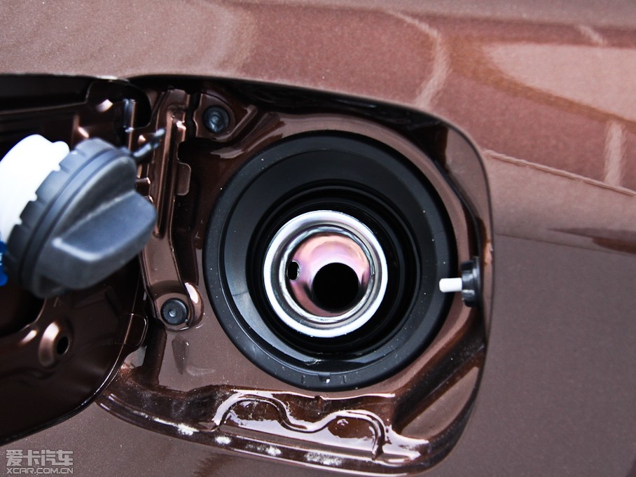 2012J־ 2.5V L(fng)ݼӢb