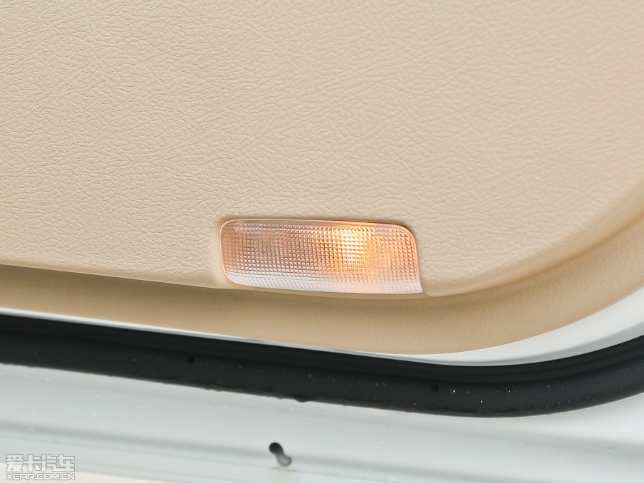 2012J־ 2.5V L(fng)ݼӢb