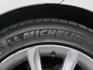 20102.5V LкA ݆̥Ʒ