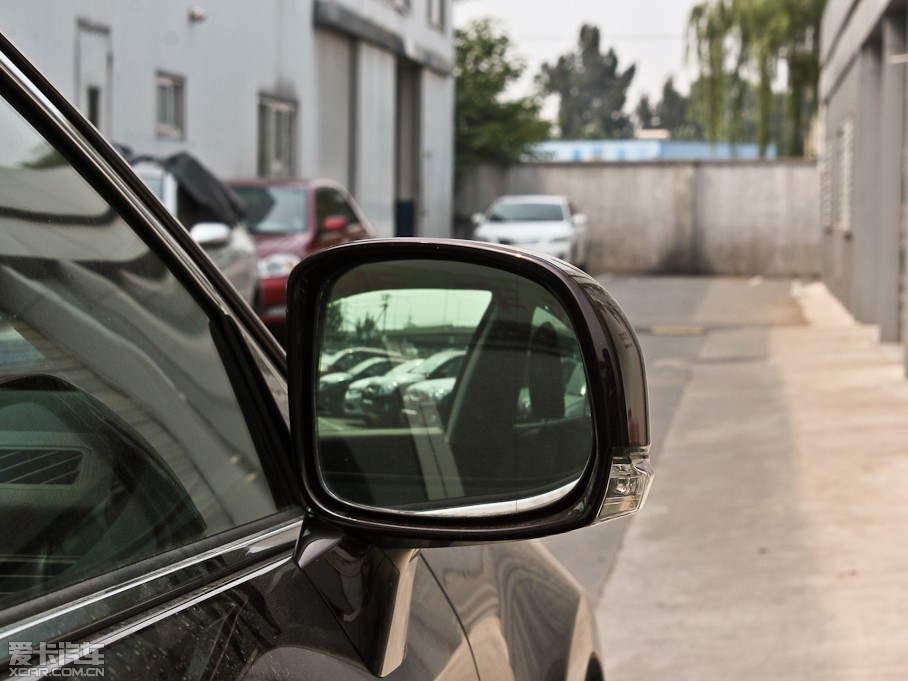 2012ʹ 3.0L Royal Saloon VIP