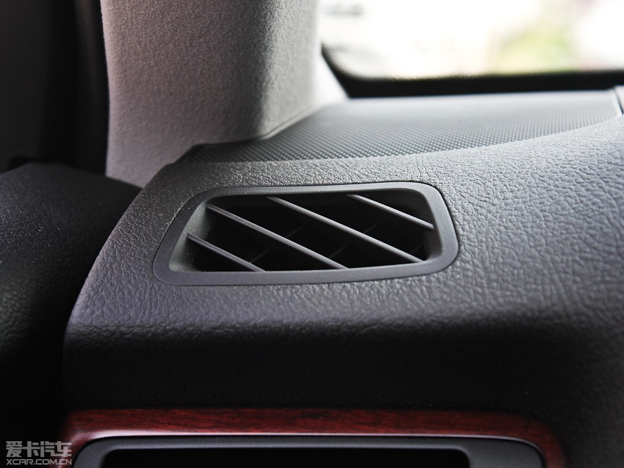 2012ʹ 3.0L Royal Saloon VIP