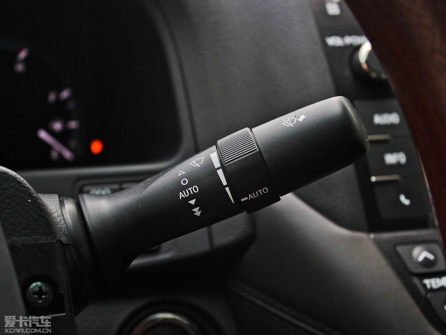 2012ʹ 3.0L Royal Saloon VIP