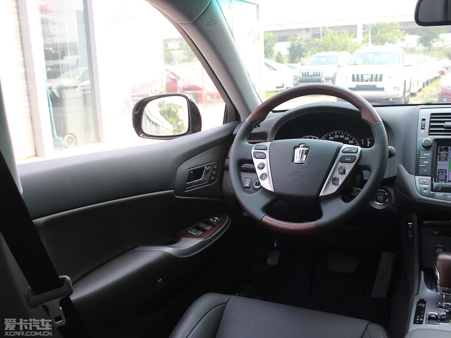 2012ʹ 3.0L Royal Saloon VIP