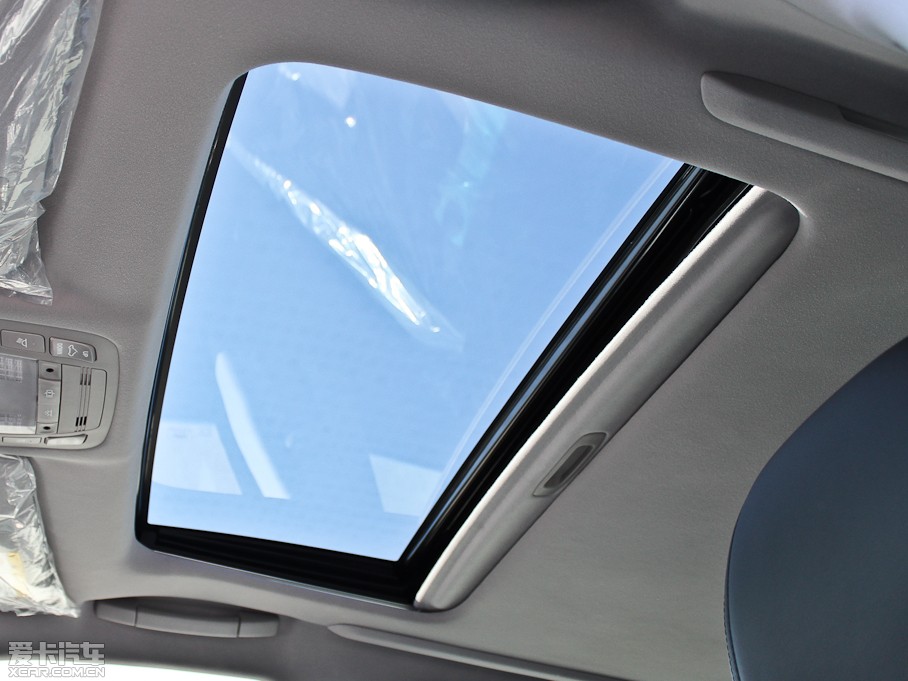 2012��ʹ� 2.5L Royal ��(d��o)����