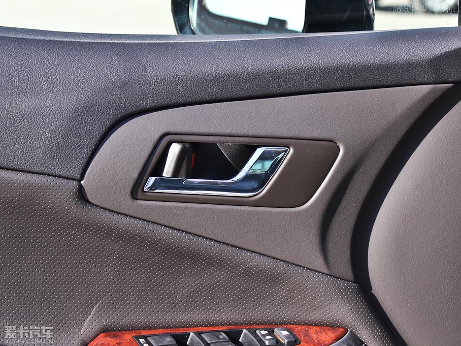 2012��ʹ� 2.5L Royal ������