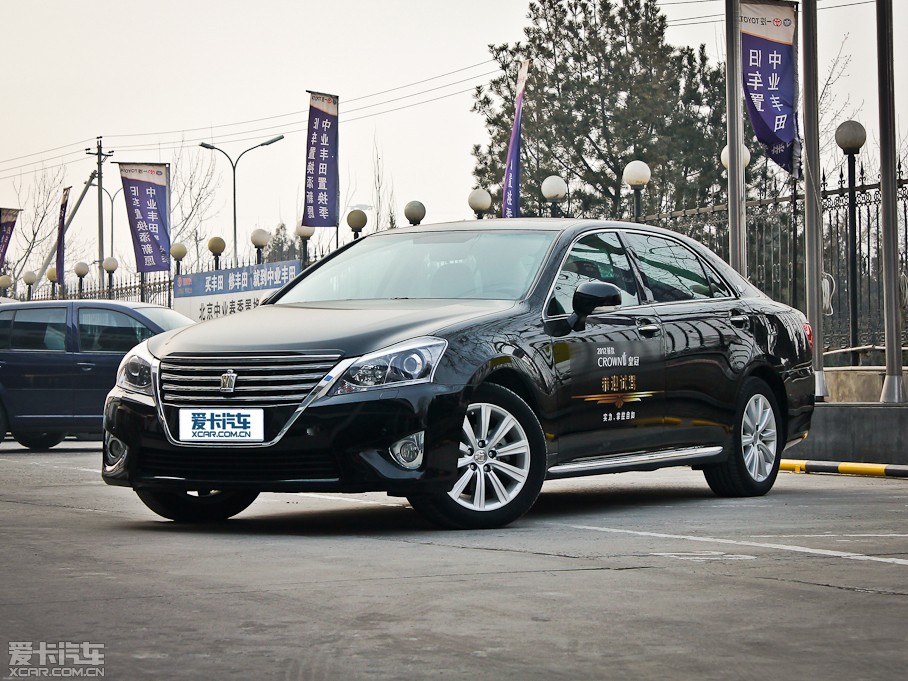 2012ʹ 2.5L Royal Saloon F
