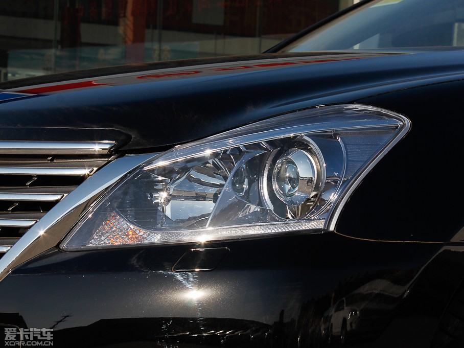 2012ʹ 2.5L Royal Ƥ