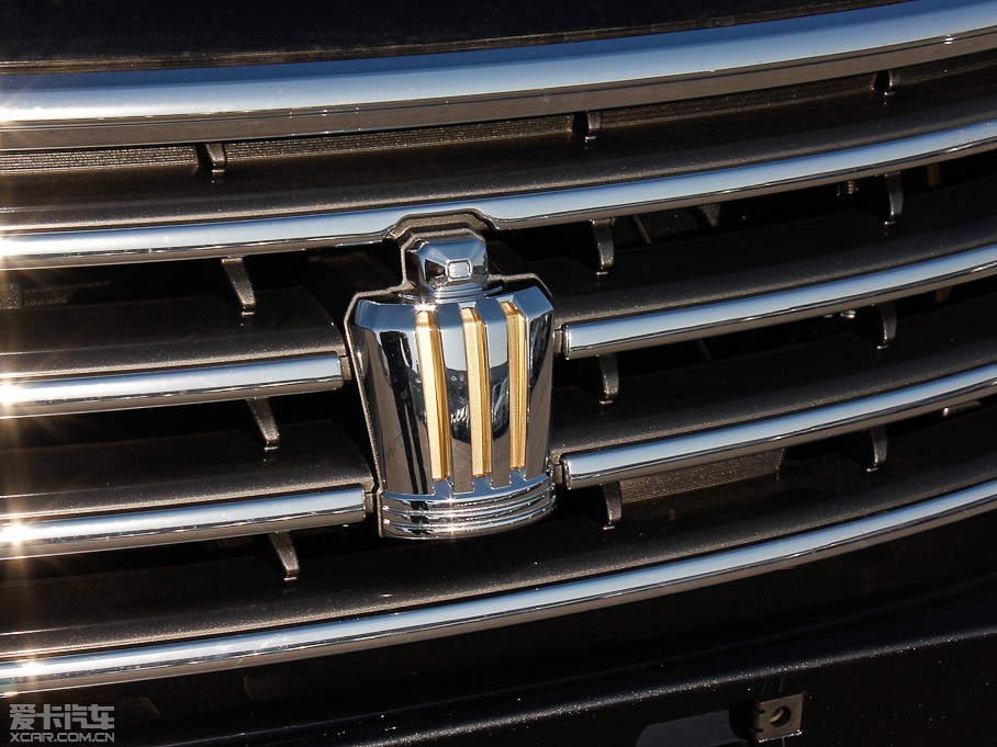 2012ʹ 2.5L Royal Ƥ