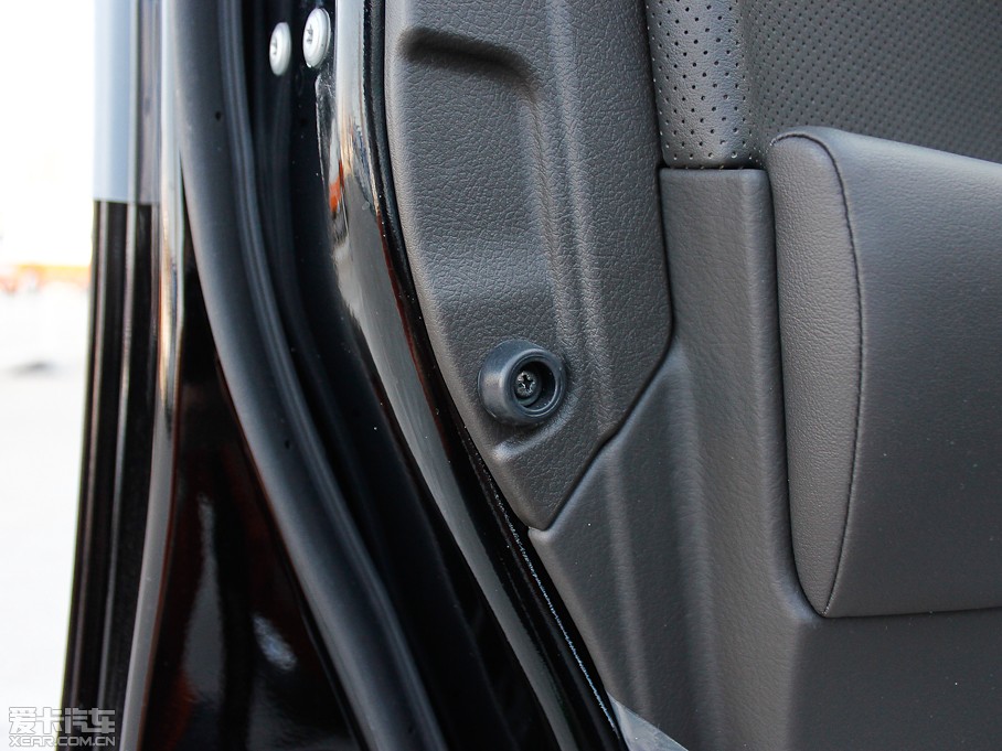 2012ʹ 2.5L Royal Ƥ