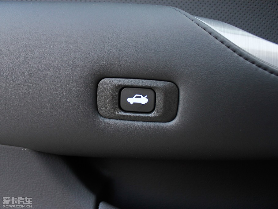 2012ʹ 2.5L Royal Ƥ