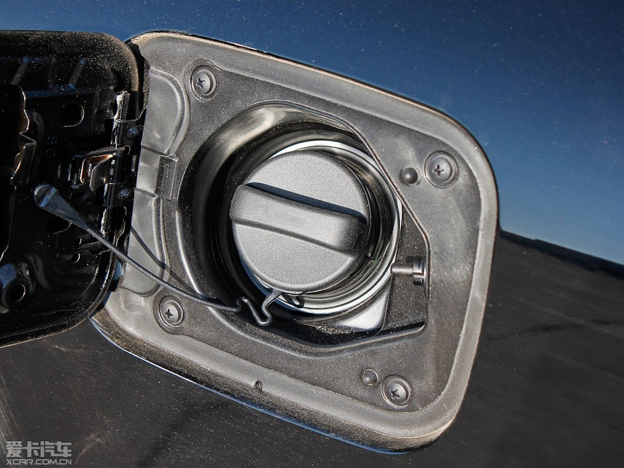 2012ʹ 2.5L Royal Ƥ