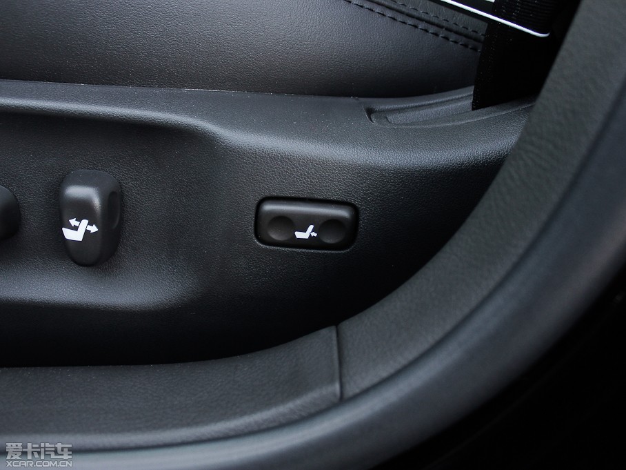 2012ʹ 2.5L Royal Ƥ