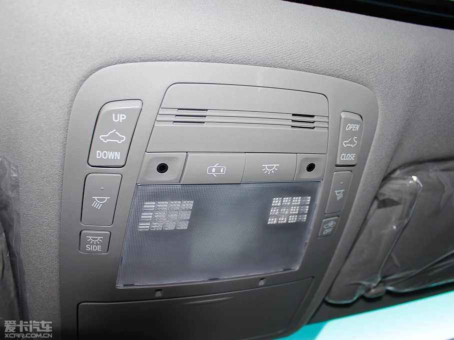 2012ʹ 2.5L Royal Ƥ