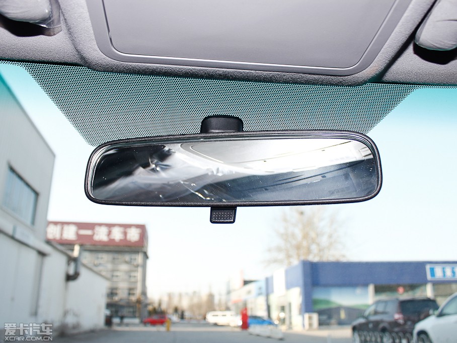 2012ʹ 2.5L Royal Ƥ