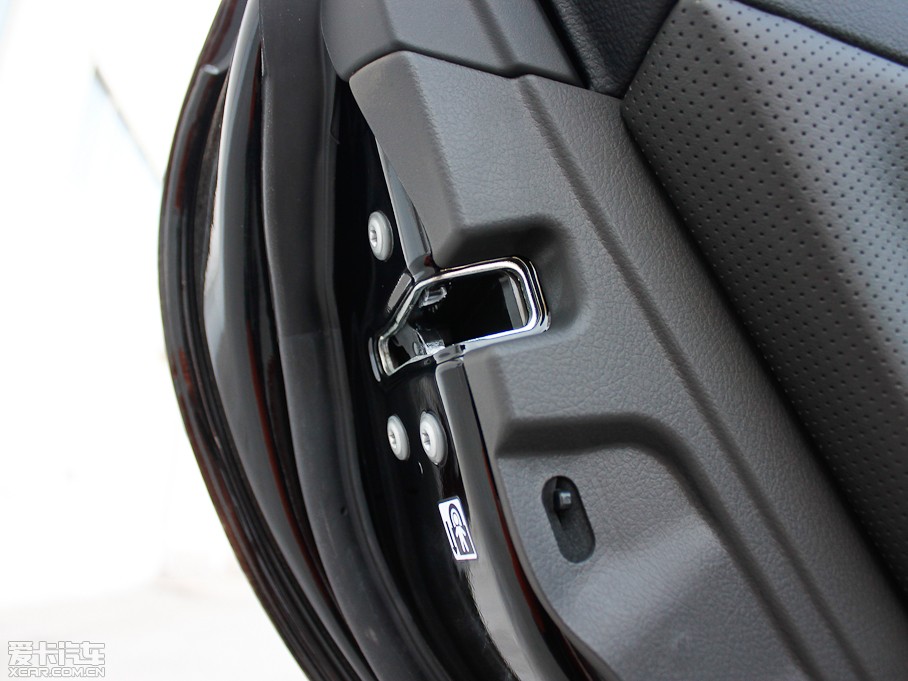 2012ʹ 2.5L Royal Ƥ