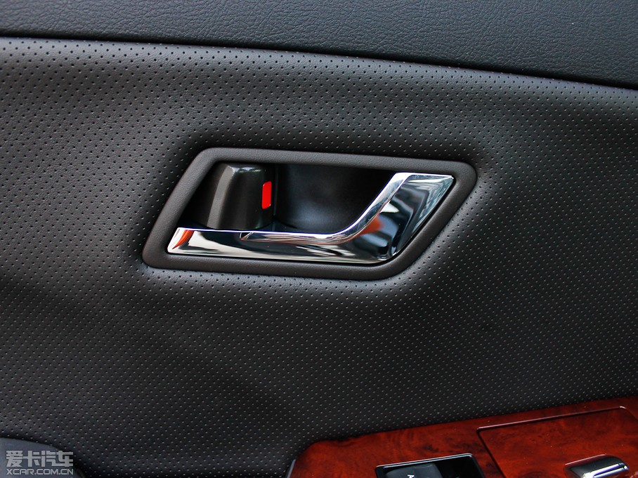 2012ʹ 2.5L Royal Ƥ