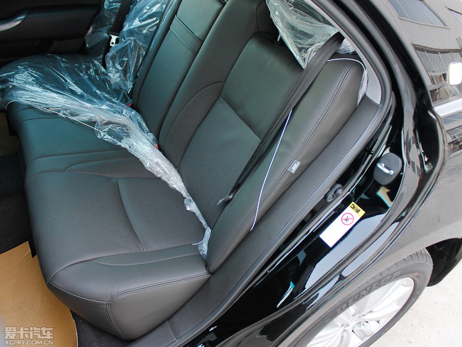 2012ʹ 2.5L Royal Ƥ