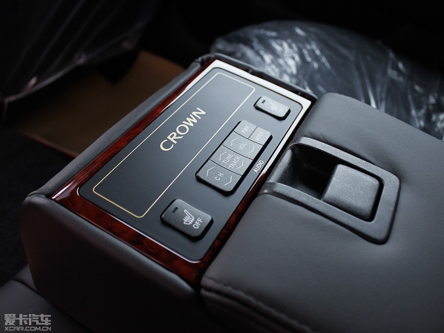 2012ʹ 2.5L Royal Ƥ